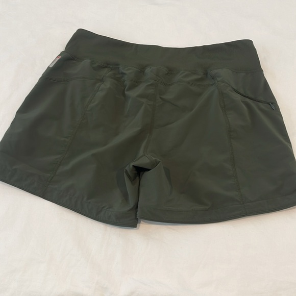 Zella | Olive Green Shorts Drawstring Elastic Waist Running Zip Pocket Sz L - Picture 9 of 9
